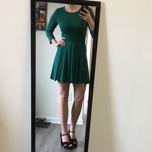 Lulus green scalloped hem dress